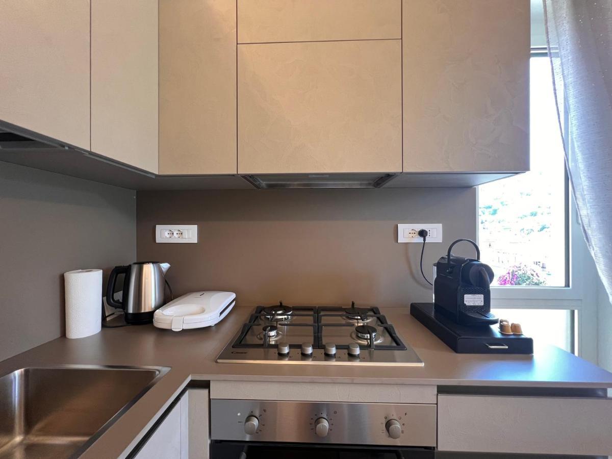 Val Di Sole 19-Iii Piano- Vista Mare- Vista Collina-Wifi 100Mg-Aria Condizionata In Tutte Le Stanze -L'Appartamento E' Stato Completamente Rinnovato Nel 2023 Rapallo Exteriör bild
