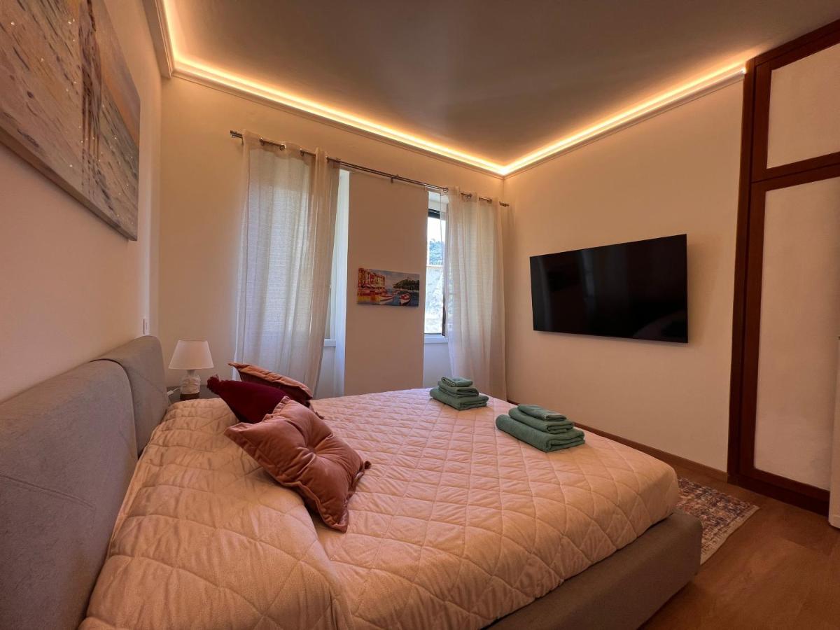 Val Di Sole 19-Iii Piano- Vista Mare- Vista Collina-Wifi 100Mg-Aria Condizionata In Tutte Le Stanze -L'Appartamento E' Stato Completamente Rinnovato Nel 2023 Rapallo Exteriör bild